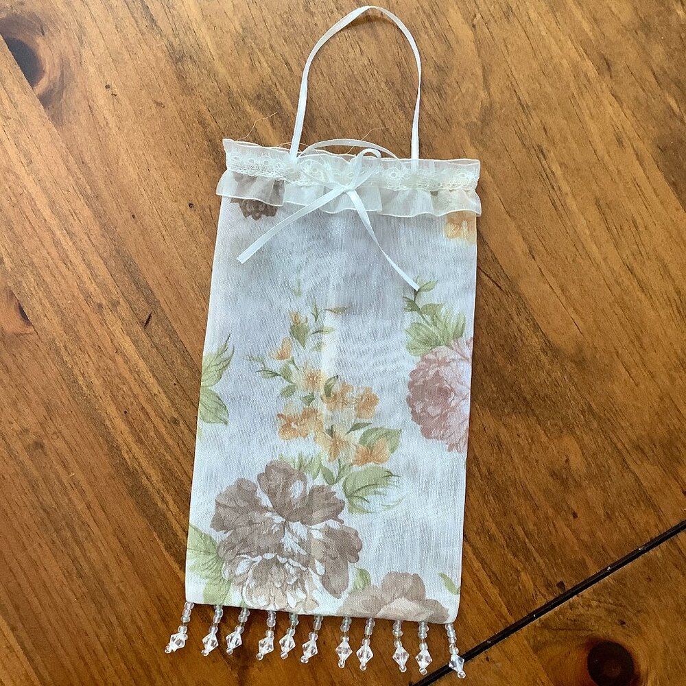 Sachet Bag Holder w/ Bead Trim